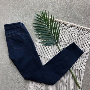 Vineyard Vines Dark Wash Ripped Skinny Jeans Size 2